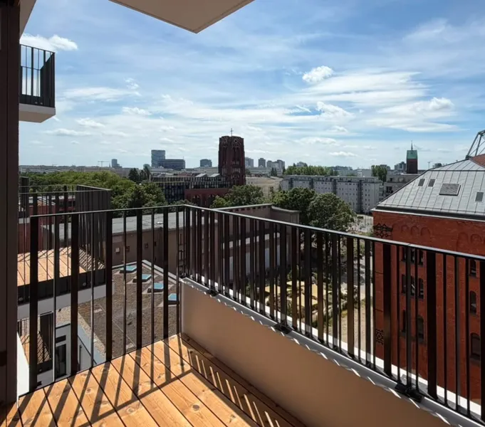 Erstbezug: 3-Zimmer Neubauwohnung mit Südbalkon in Friedrichshain — photo 1